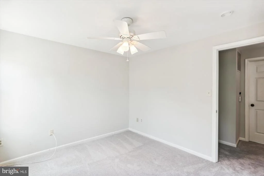 Photo of 927 POINTER RIDGE DRIVE