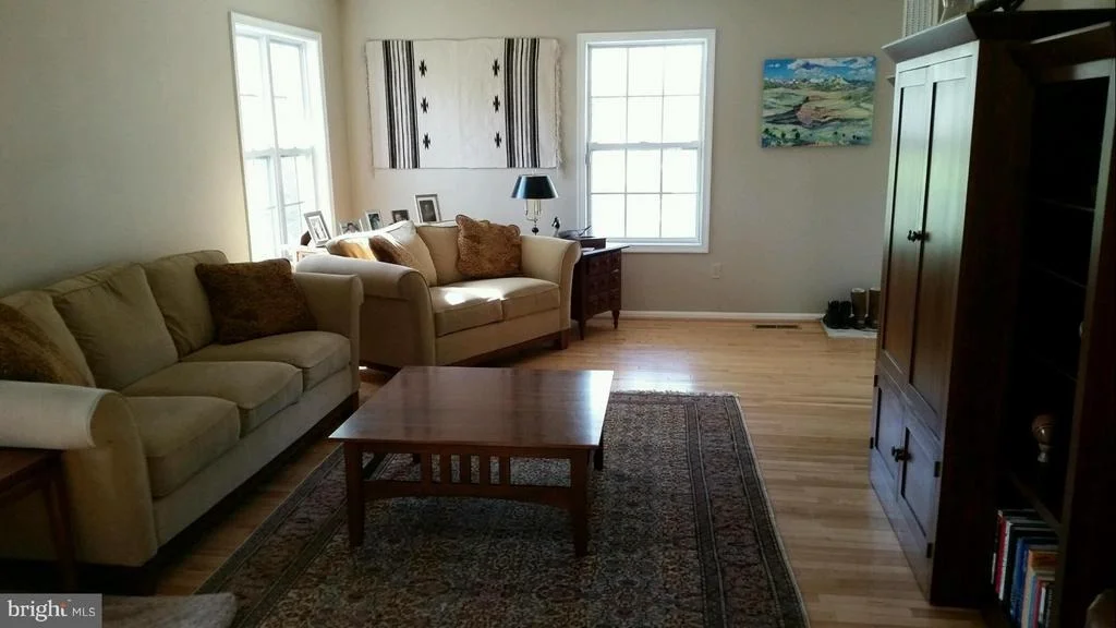 Photo of 550 BAY VIEW