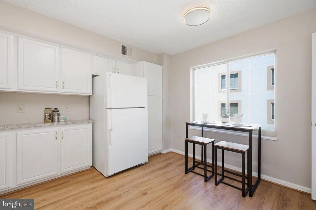 Photo of Unit 304 at 14805 PENNFIELD CIRCLE