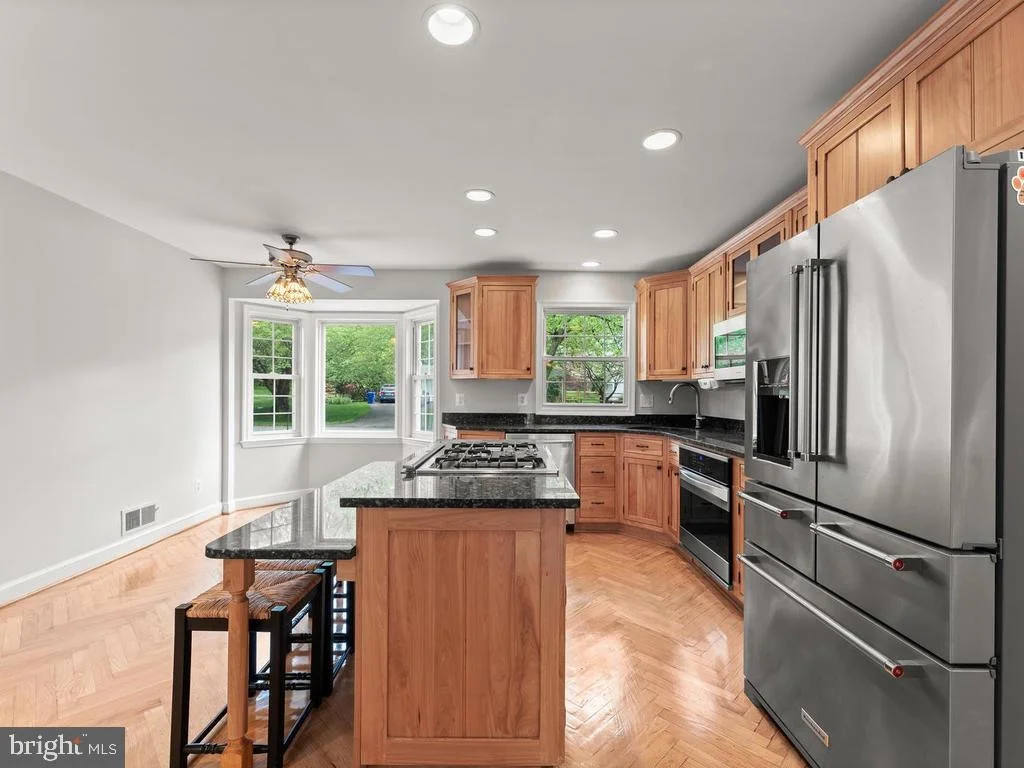 Photo of 3713 QUEEN MARY DRIVE