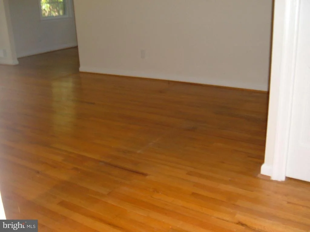 Photo of 1614 PEACOCK LANE