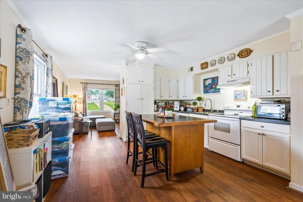 Photo of 466 CARROLLTON DRIVE