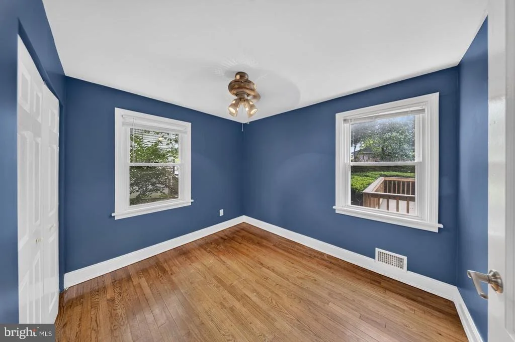 Photo of 2712 NEWTON STREET