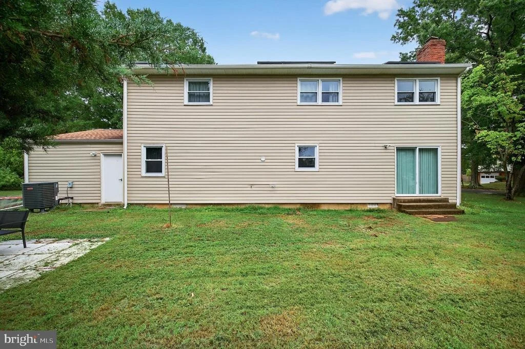 Photo of 9015 LONGBOW ROAD