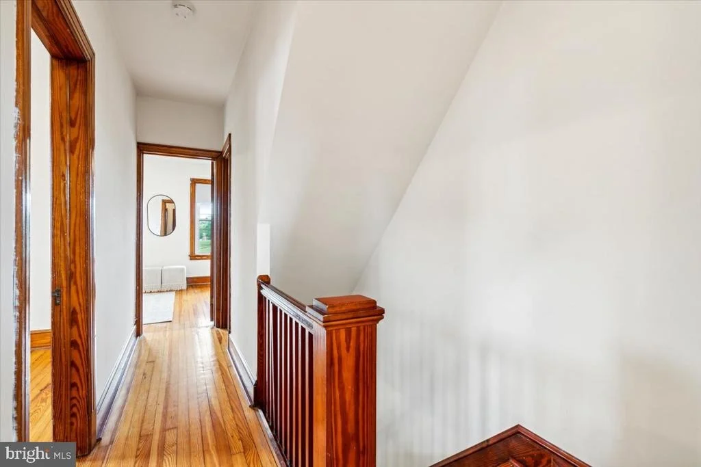 Photo of 1302 W 7TH STREET
