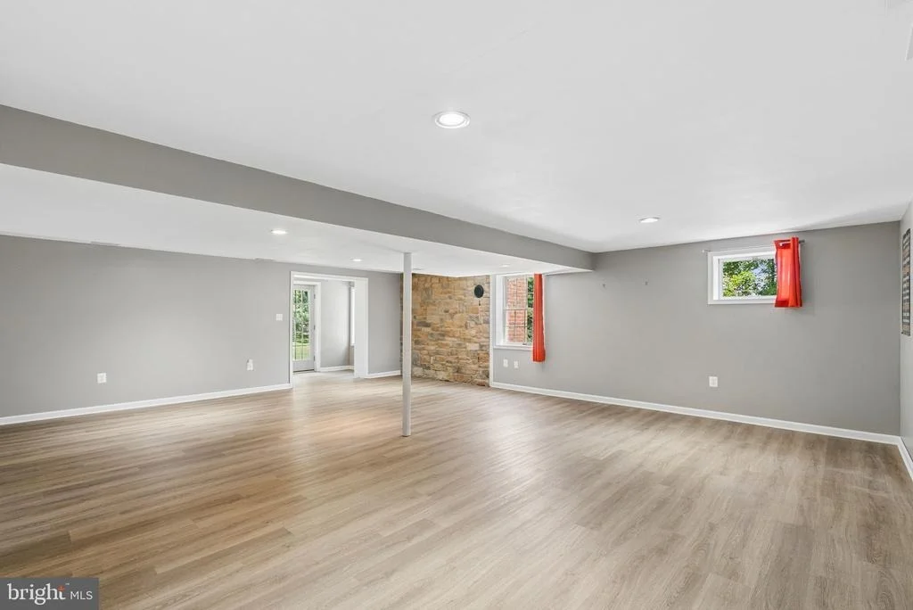 Photo of 1010 OLD BARN ROAD