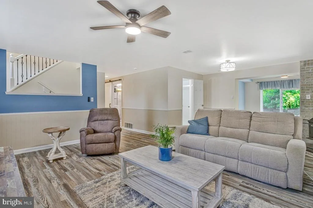 Photo of 9017 MEGAN CIRCLE