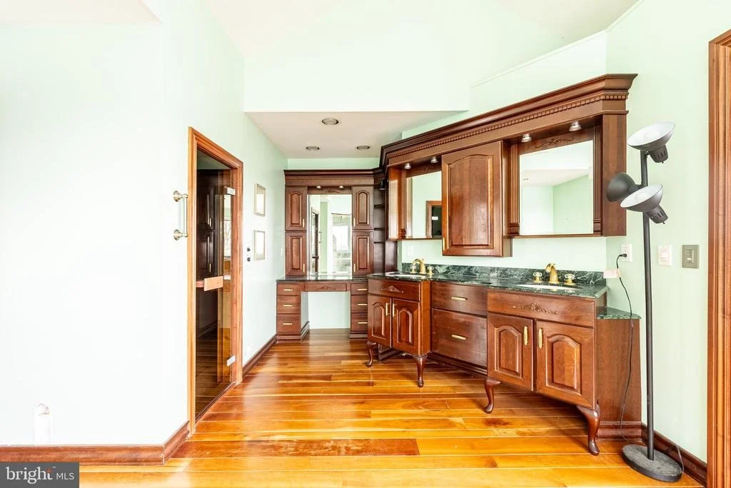 Photo of 1200 MOUNTAINVIEW DRIVE