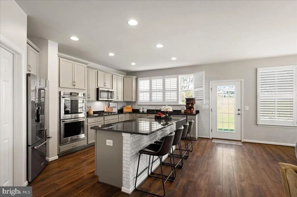 Photo of 35924 PLATINUM DRIVE