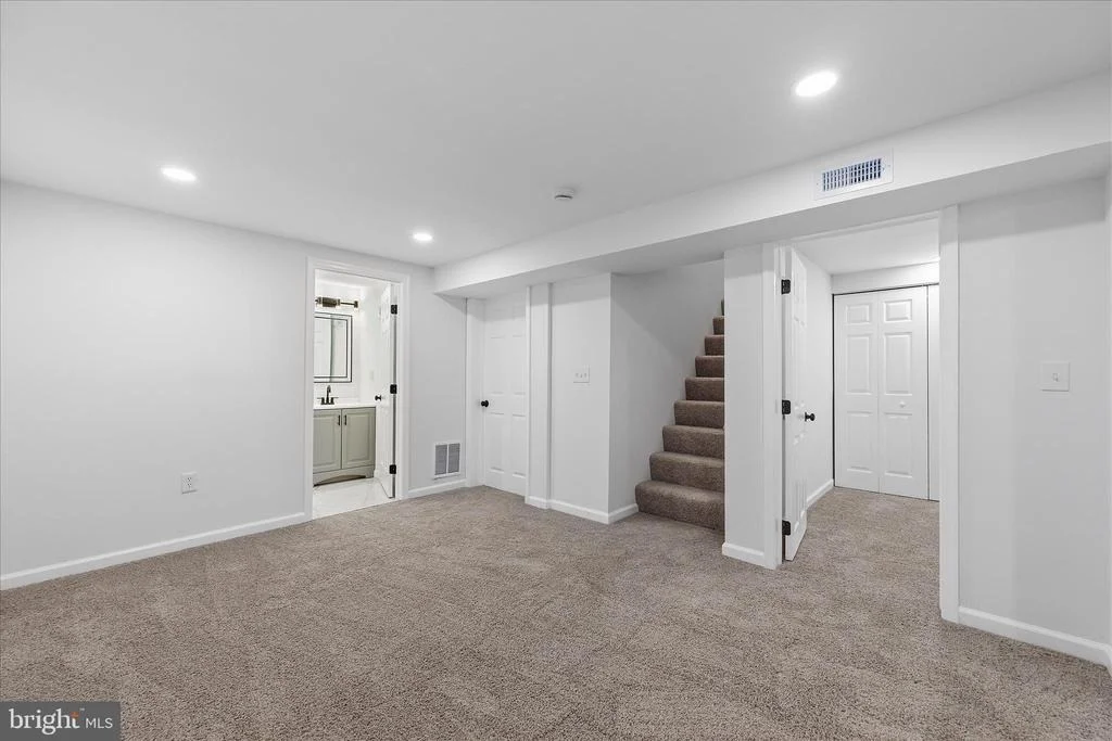 Photo of 1511 LONG POINT ROAD