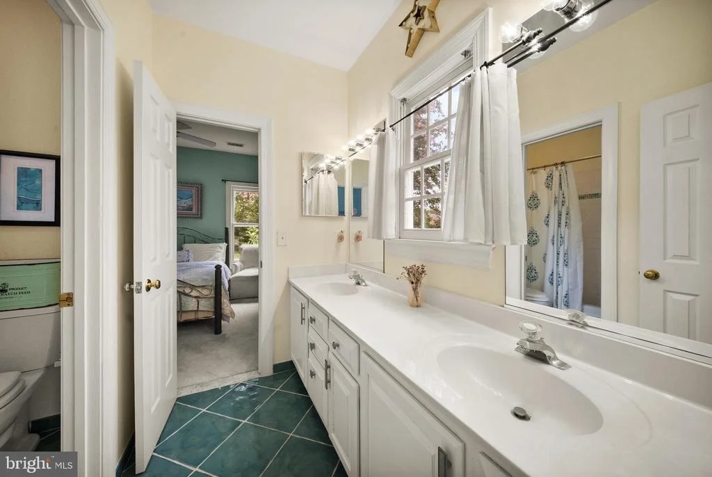 Photo of 4280 LAWNVALE DRIVE