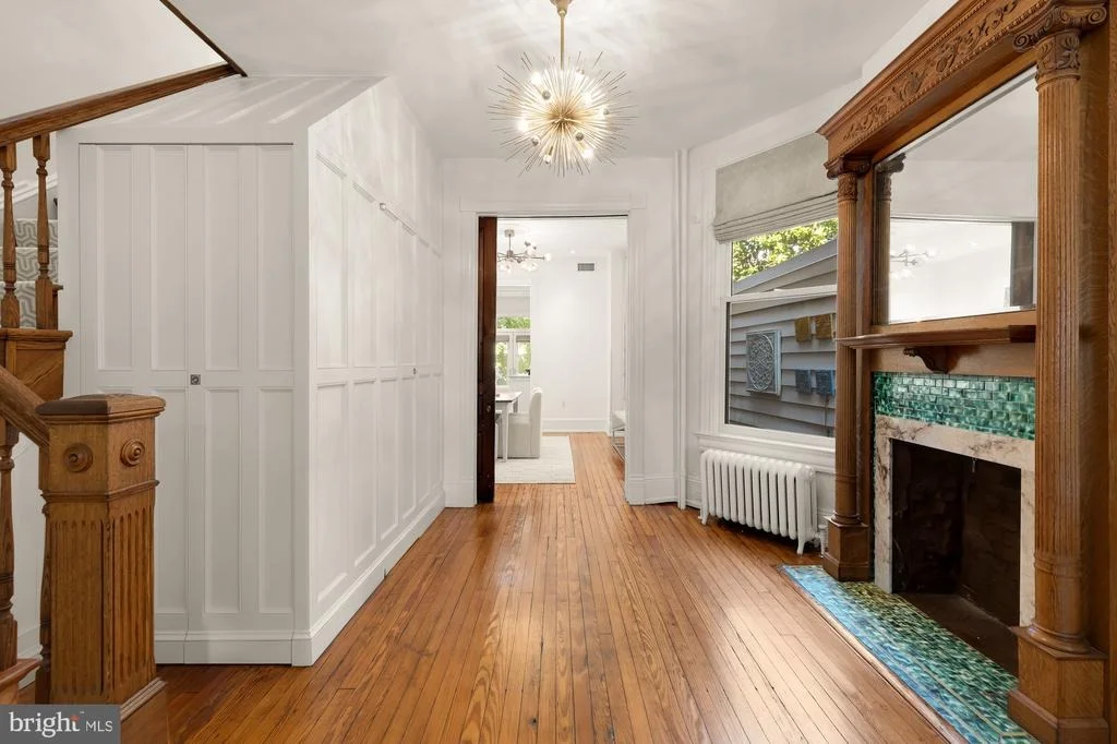 Photo of 117 11TH STREET SE