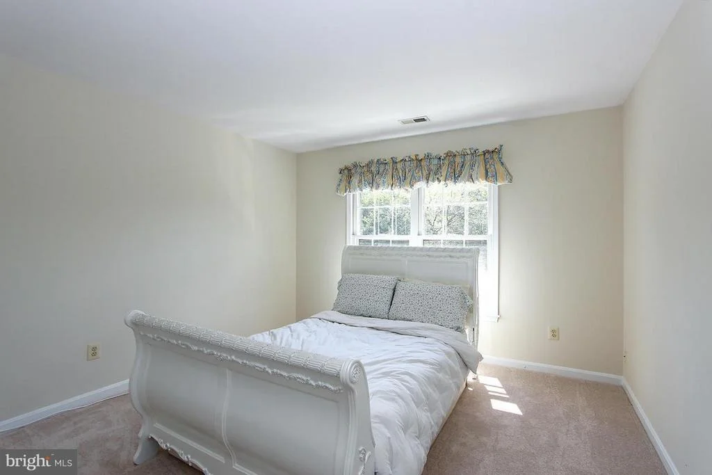 Photo of 2202 EAGLESHAM COURT