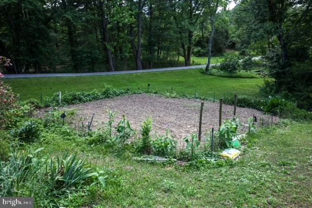 Photo of 1740 FAIRMOUNT ROAD