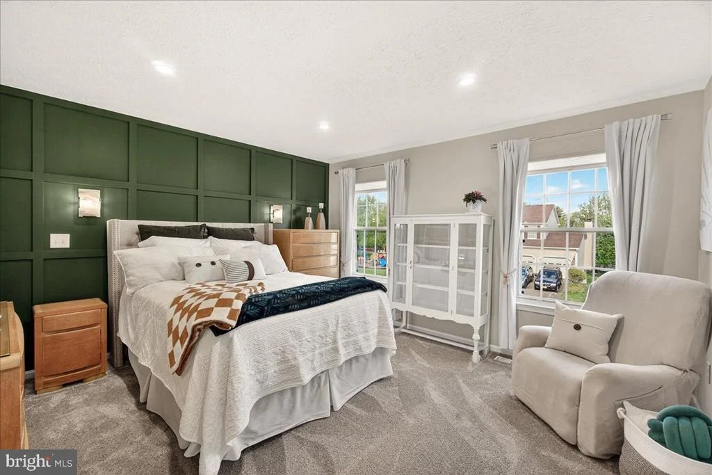 Photo of 701 ANGELWING LANE