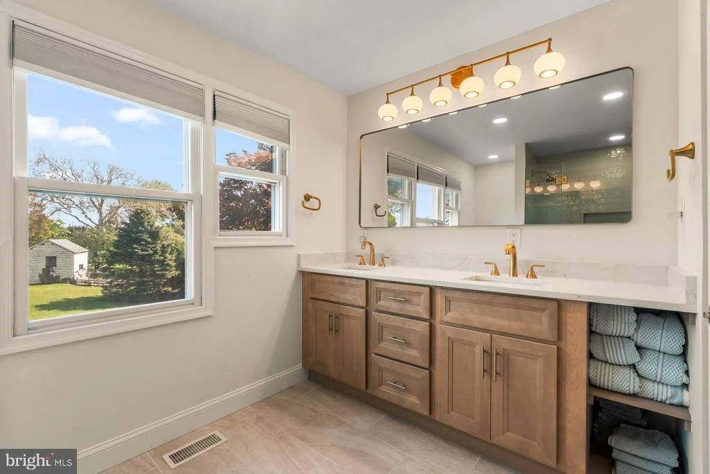 Photo of 24 POND VIEW DRIVE