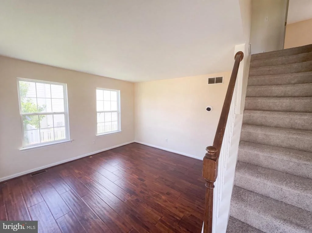 Photo of 32 LEENA LANE