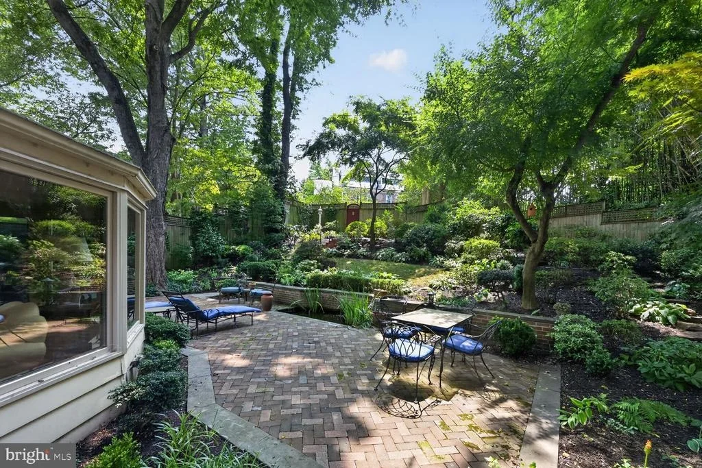Photo of 1670 PRIMROSE ROAD NW