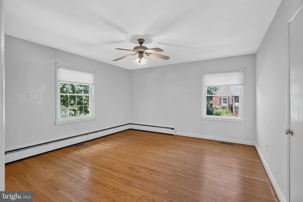 Photo of 805 ORCHARD WAY