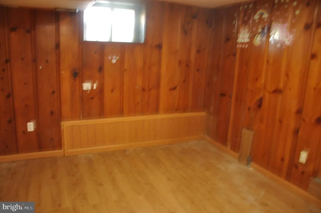 Photo of 11712 VEIRS MILL ROAD