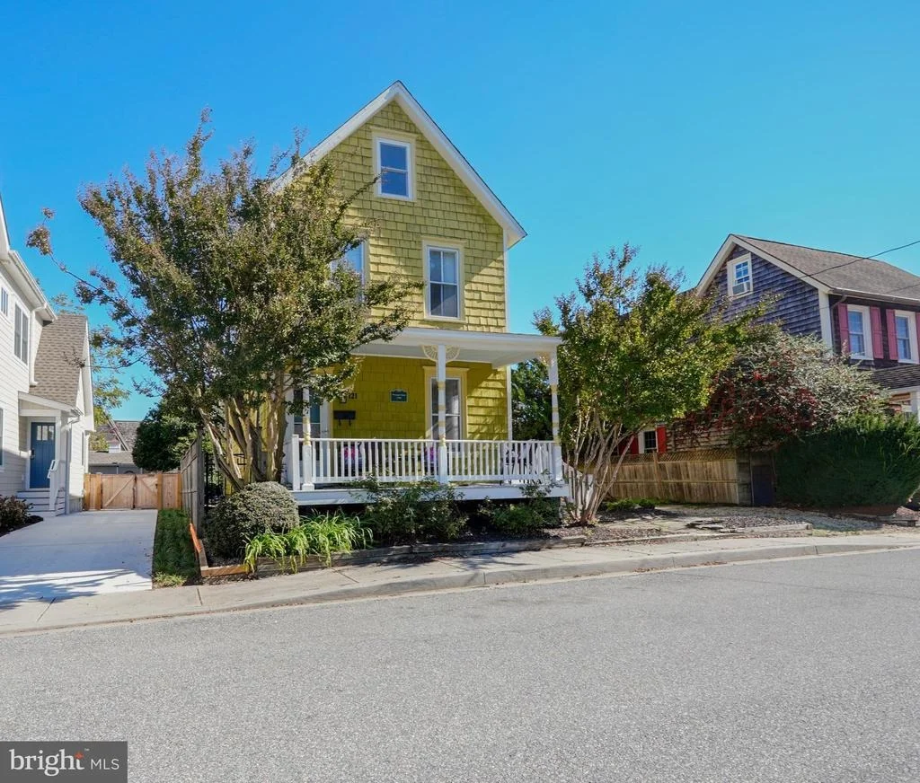 Photo of 121 FRANKLIN AVENUE