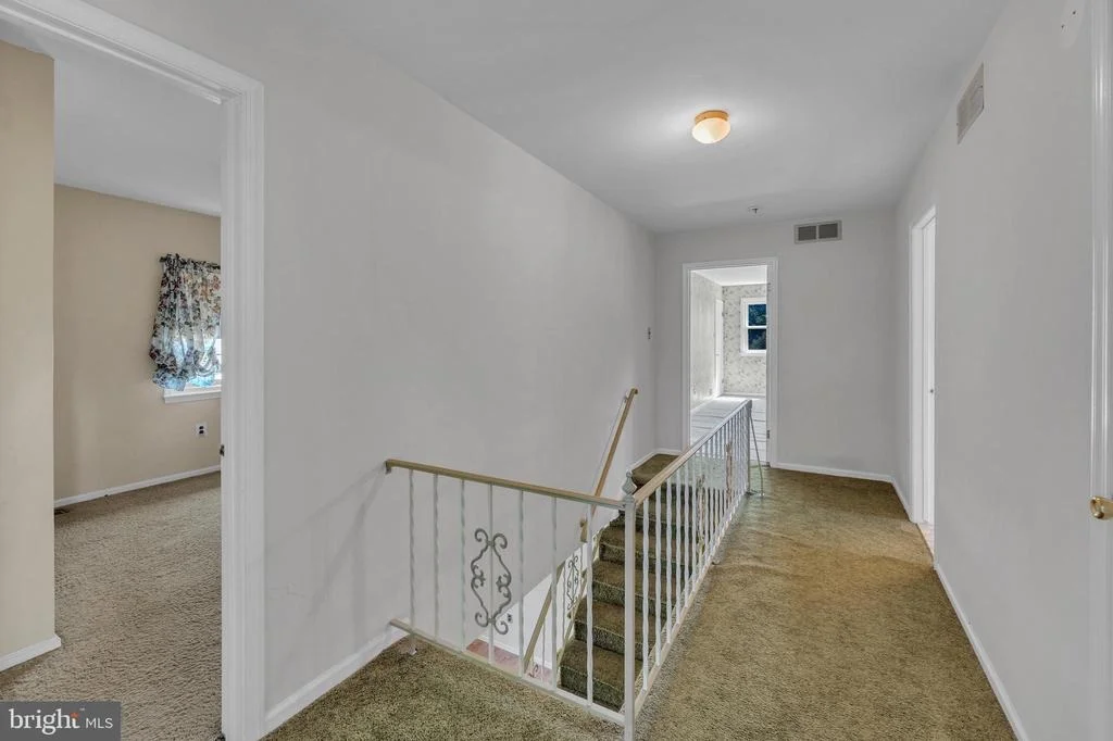 Photo of 1 CHATEAU DRIVE