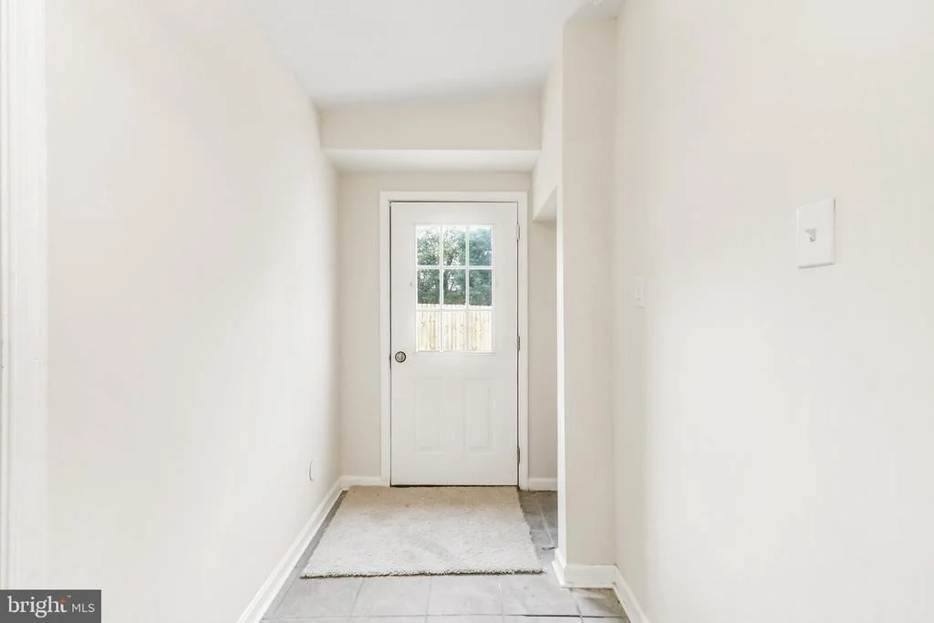 Photo of 18003 DAVIS LANE