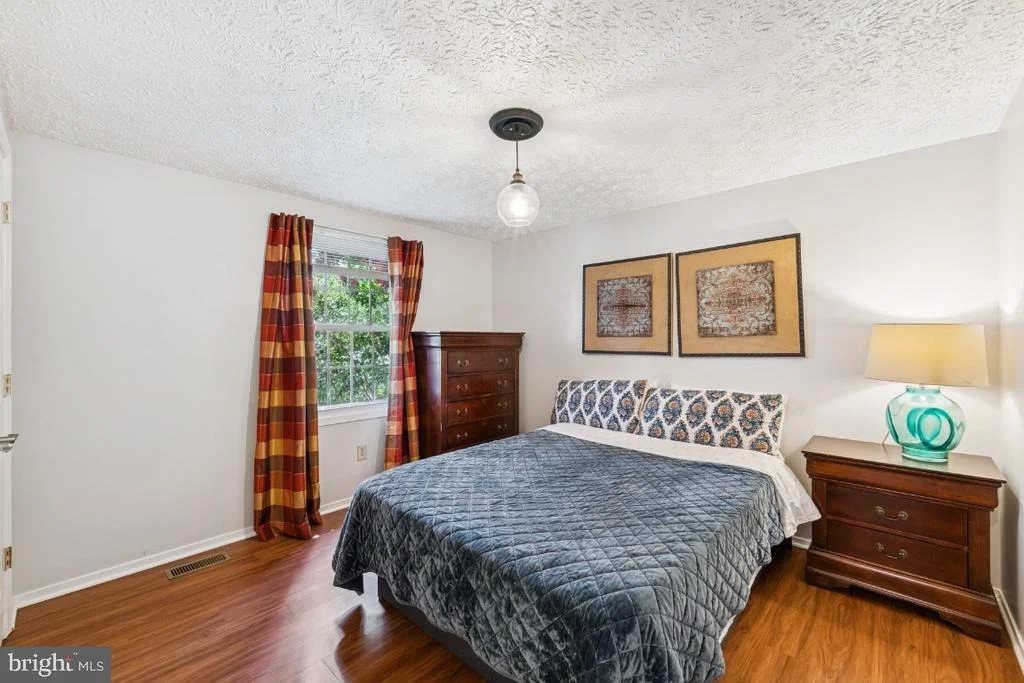 Photo of 7645 FALLSWOOD WAY