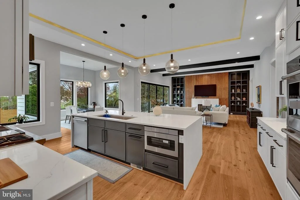 Photo of 1100 BALLS HILL ROAD