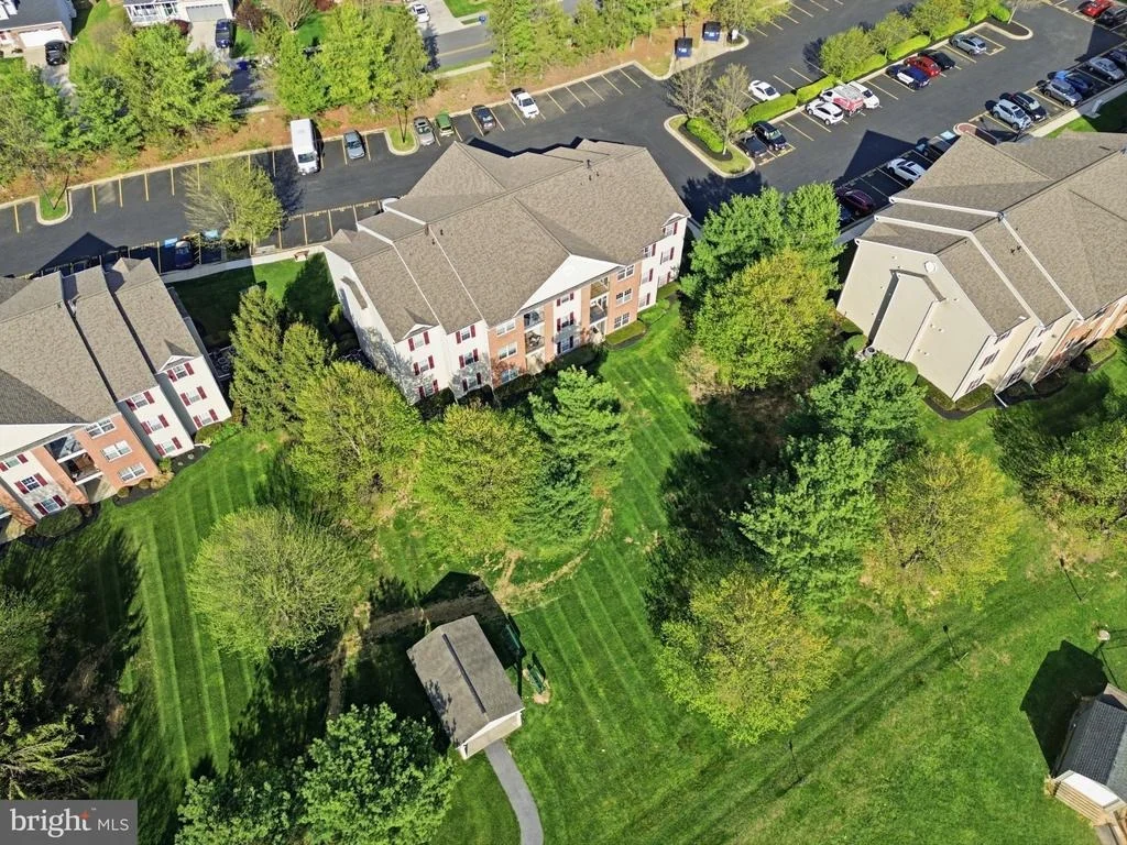 Photo of Unit 1B at 3840 NORMANDY DRIVE