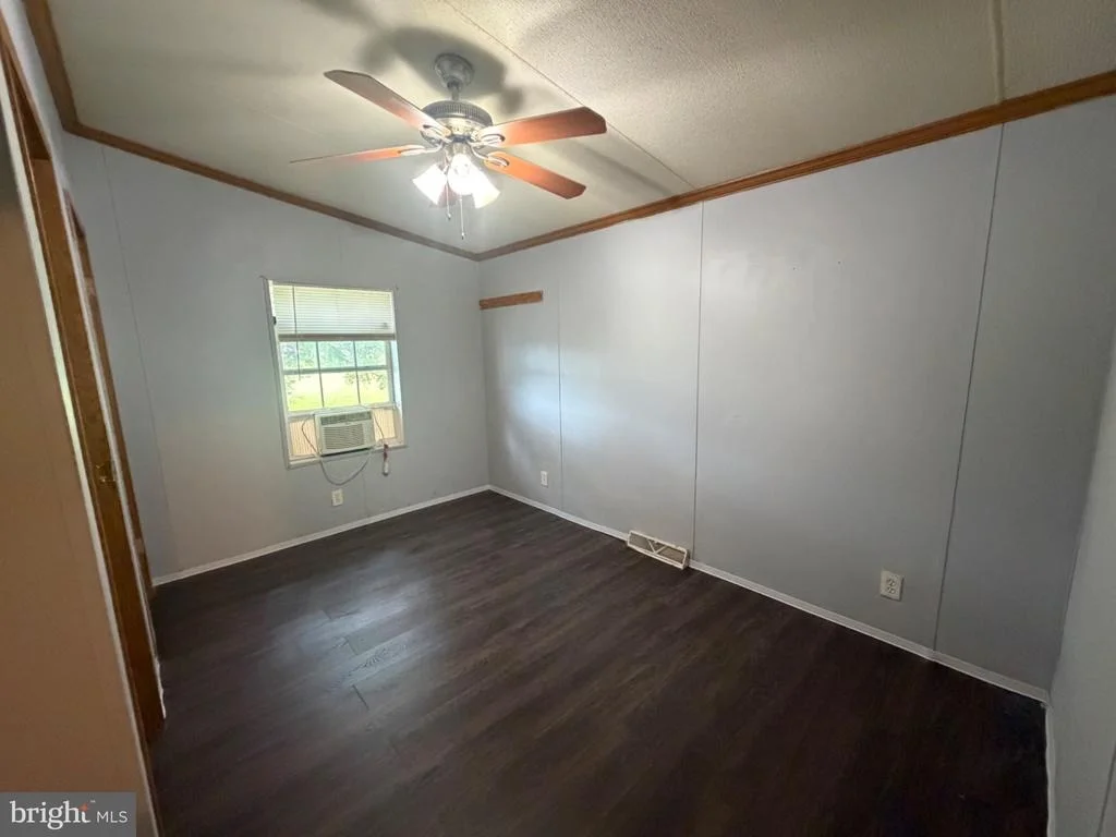 Photo of 3410 HONEYSUCKLE LANE