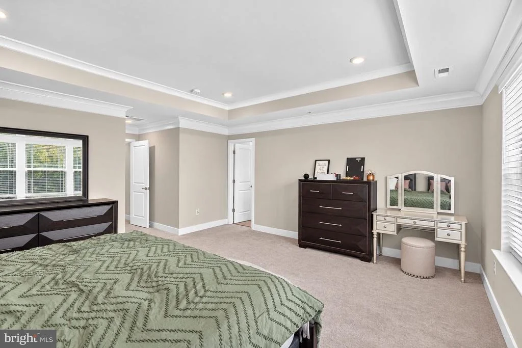 Photo of 4294 SHAKESPEARE CIRCLE