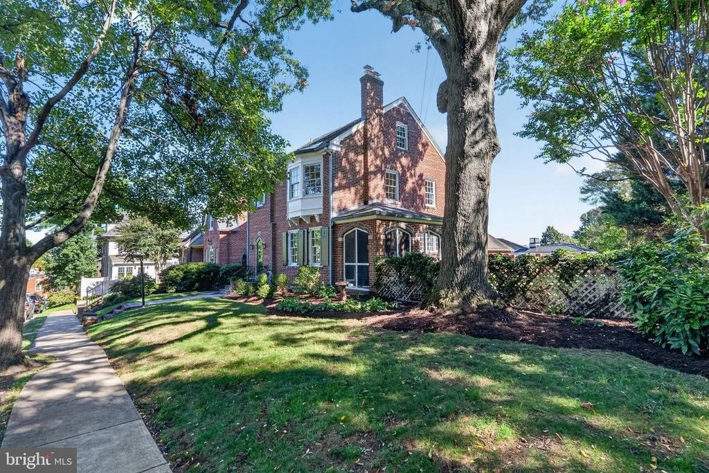 Photo of 406 UPLAND PLACE