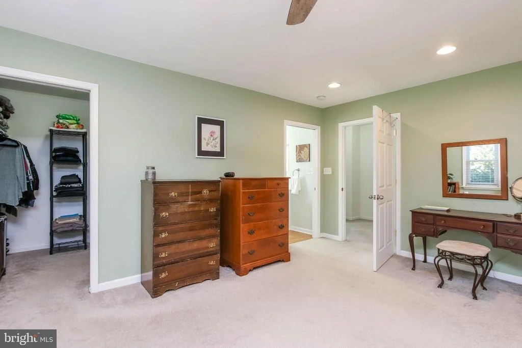 Photo of 5939 MEADOW ROAD