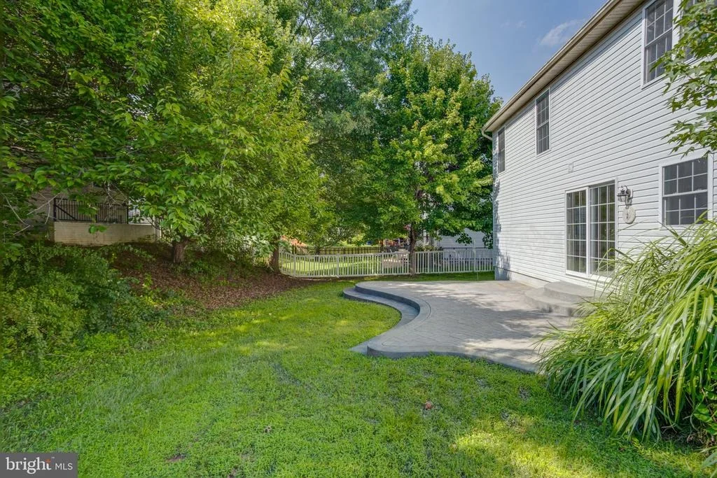 Photo of 4835 SEVEN TRAILS CIRCLE