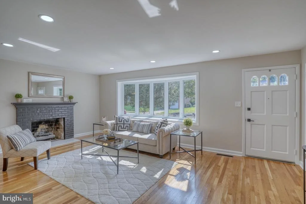 Photo of 1207 CRESTOVER ROAD