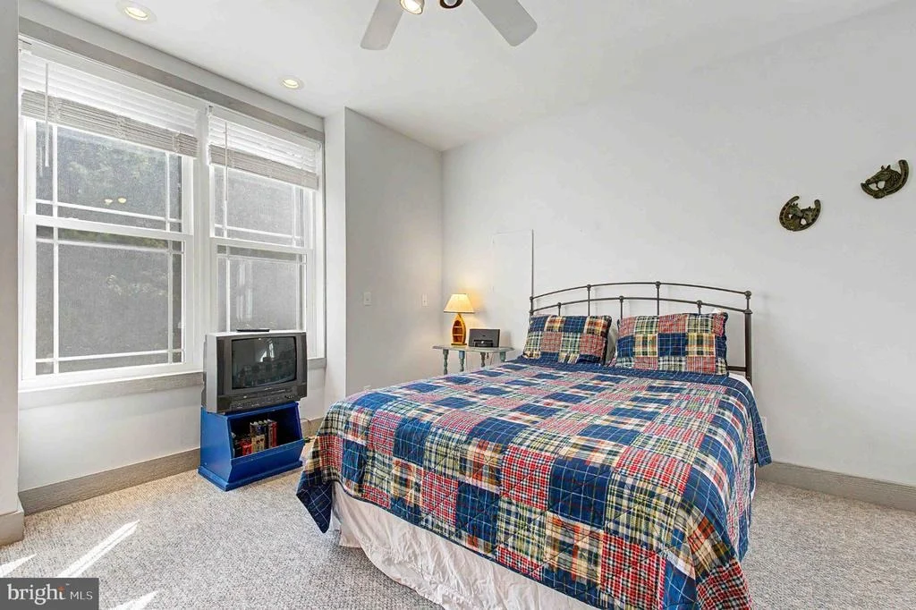 Photo of 296 LAKE POINTE DRIVE
