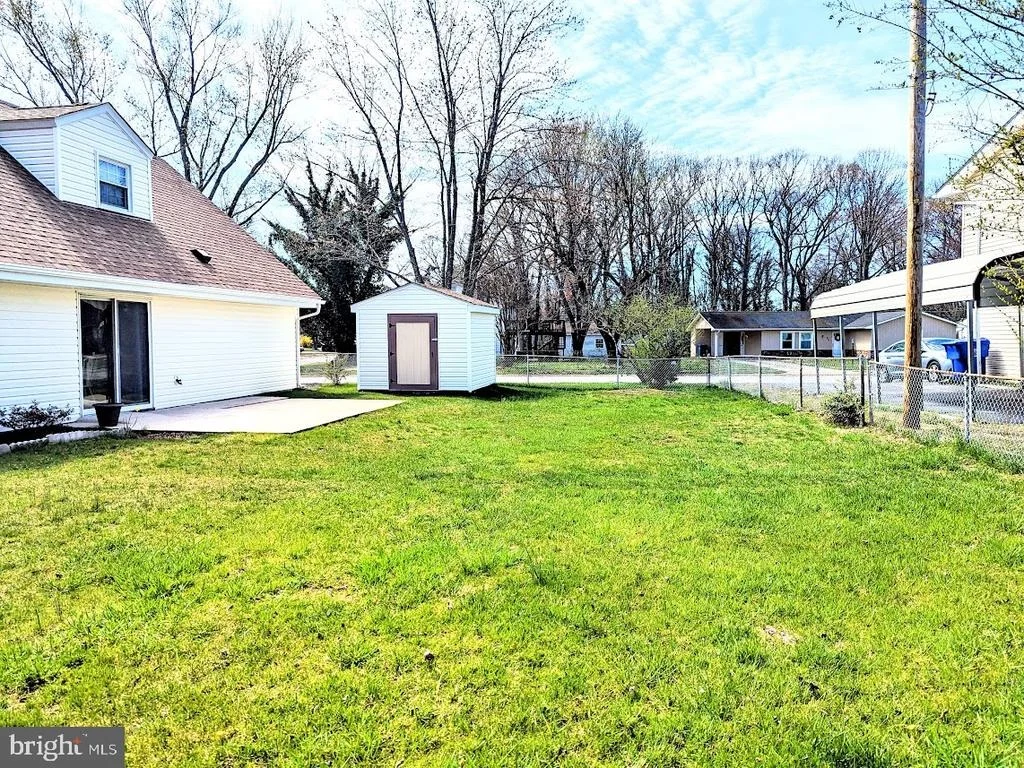 Photo of 910 BARRINGTON DRIVE