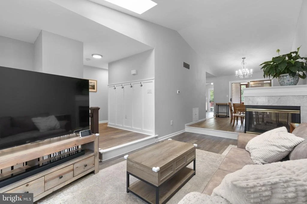 Photo of 287 NORTH DRIVE