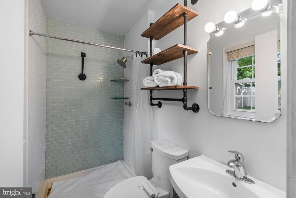 Photo of 117 OAKWOOD ROAD