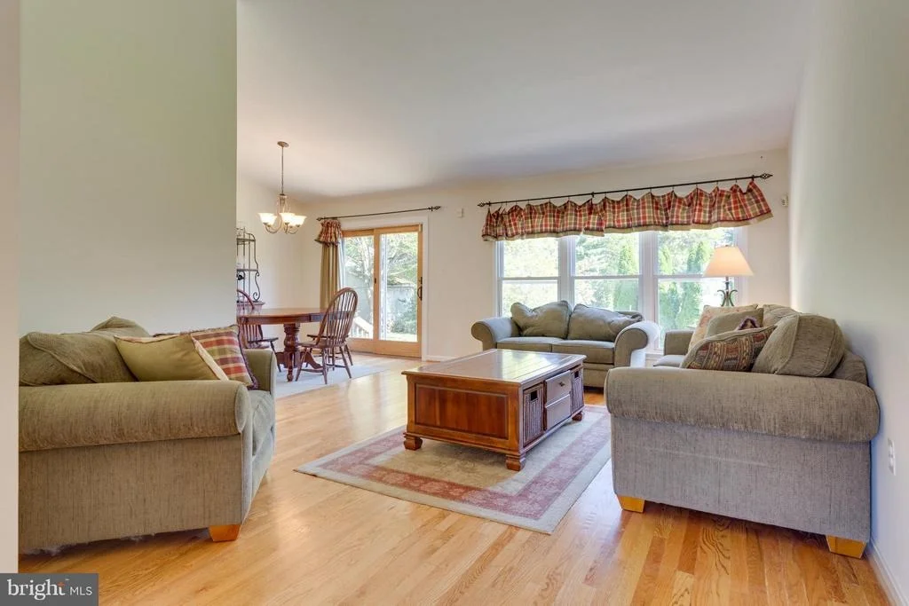 Photo of 16009 WALLINGFORD ROAD