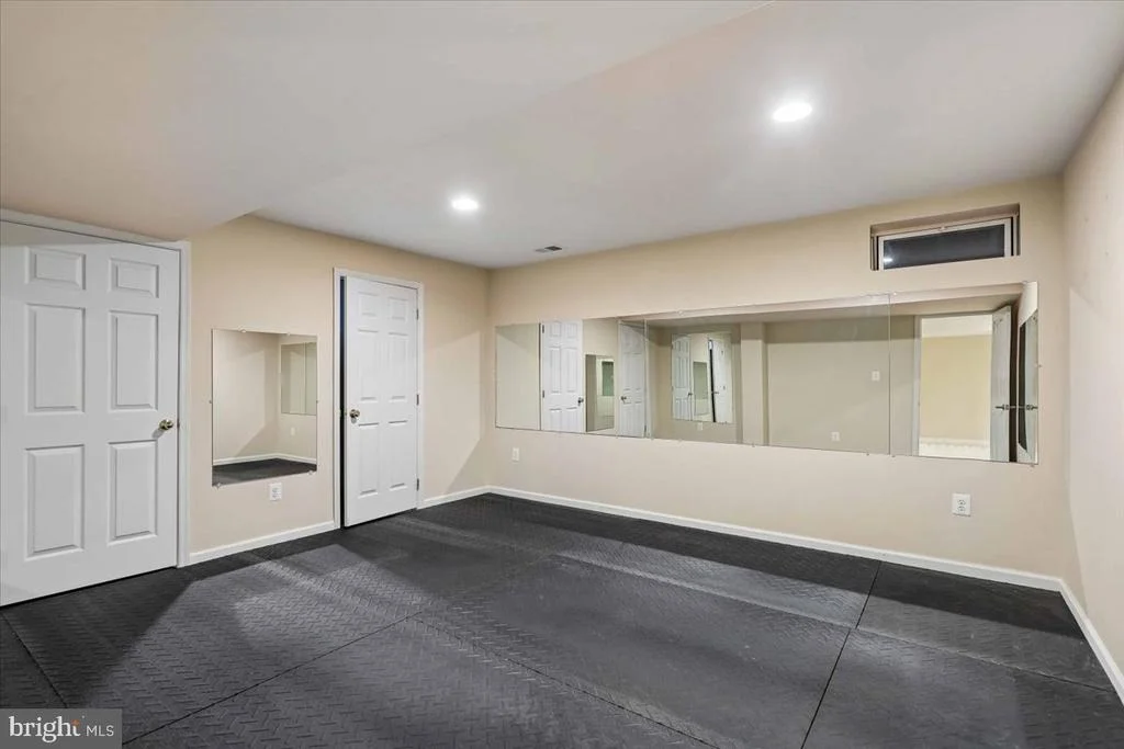 Photo of 42855 CHATELAIN CIRCLE