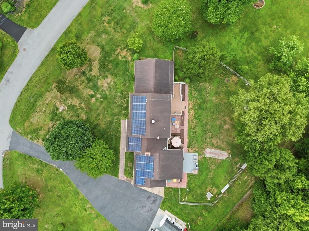 Photo of 14 BOWFIN DRIVE