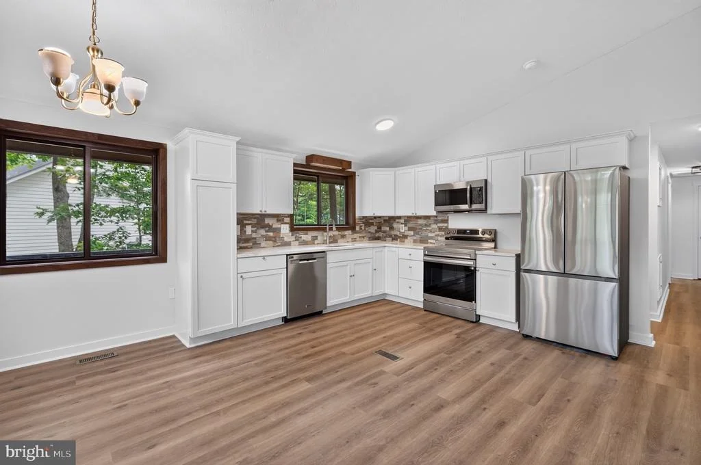 Photo of 213 MORRIE DRIVE