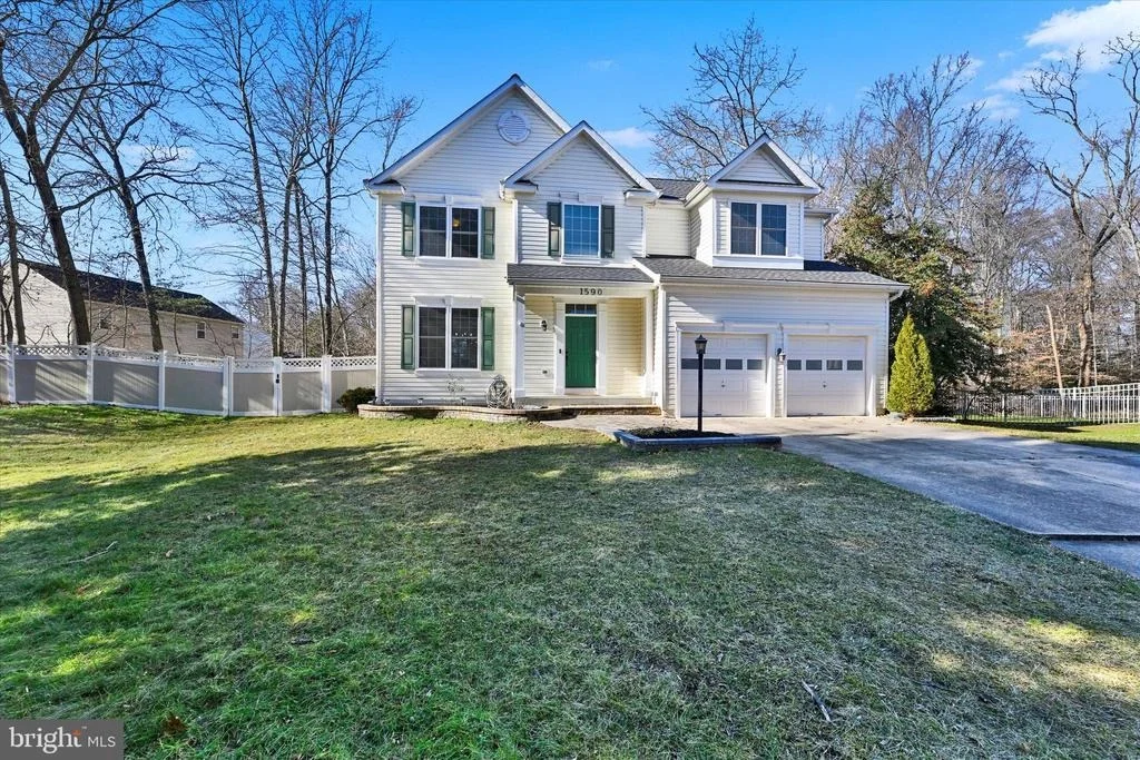 Photo of 1590 CHAPMAN ROAD