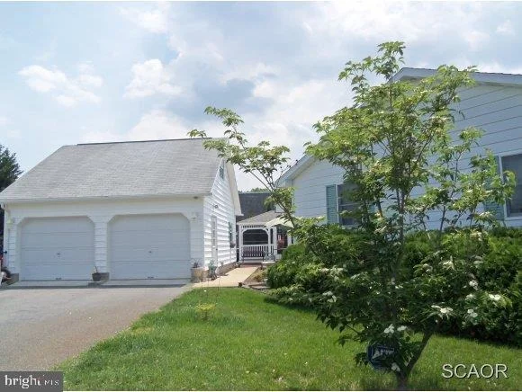 Photo of 402 KATIE STREET