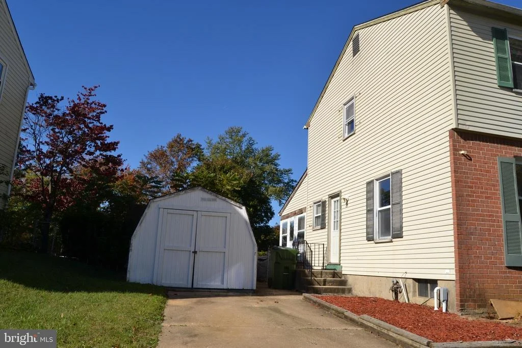 Photo of 1310 N ROLLING ROAD