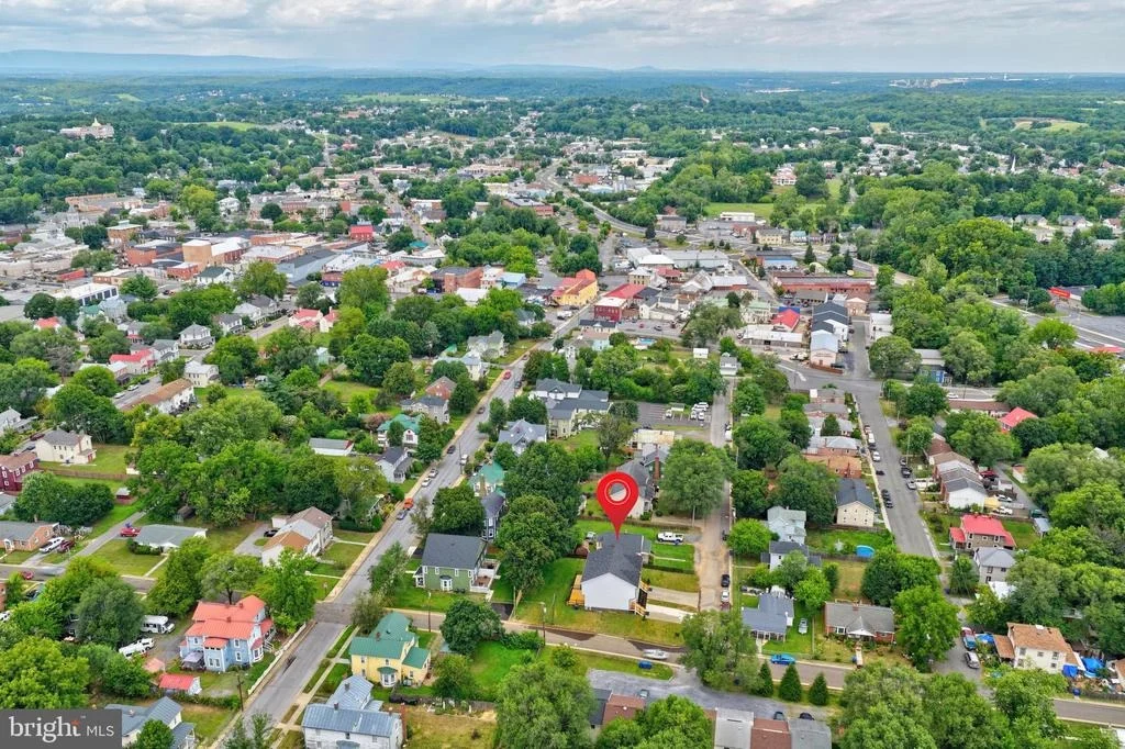Photo of 231 MOSBY LANE