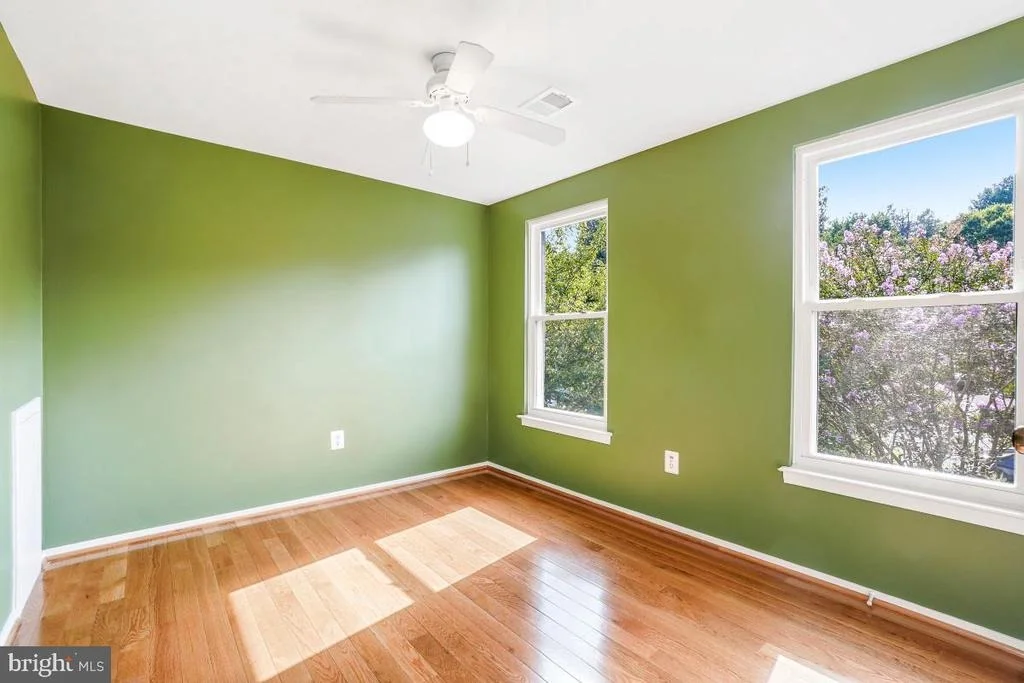 Photo of 14652 WOONSOCKETT DRIVE