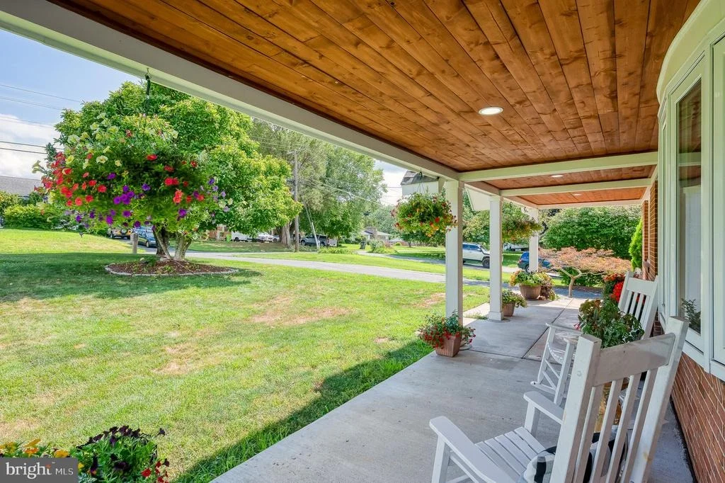 Photo of 504 PLUMTREE ROAD